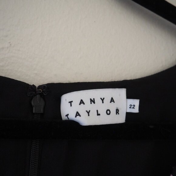 Tanya Taylor Black Floral Pansy Puff Sleeve V-Neck Ruched Flounce Silk Dress - Picture 7 of 12